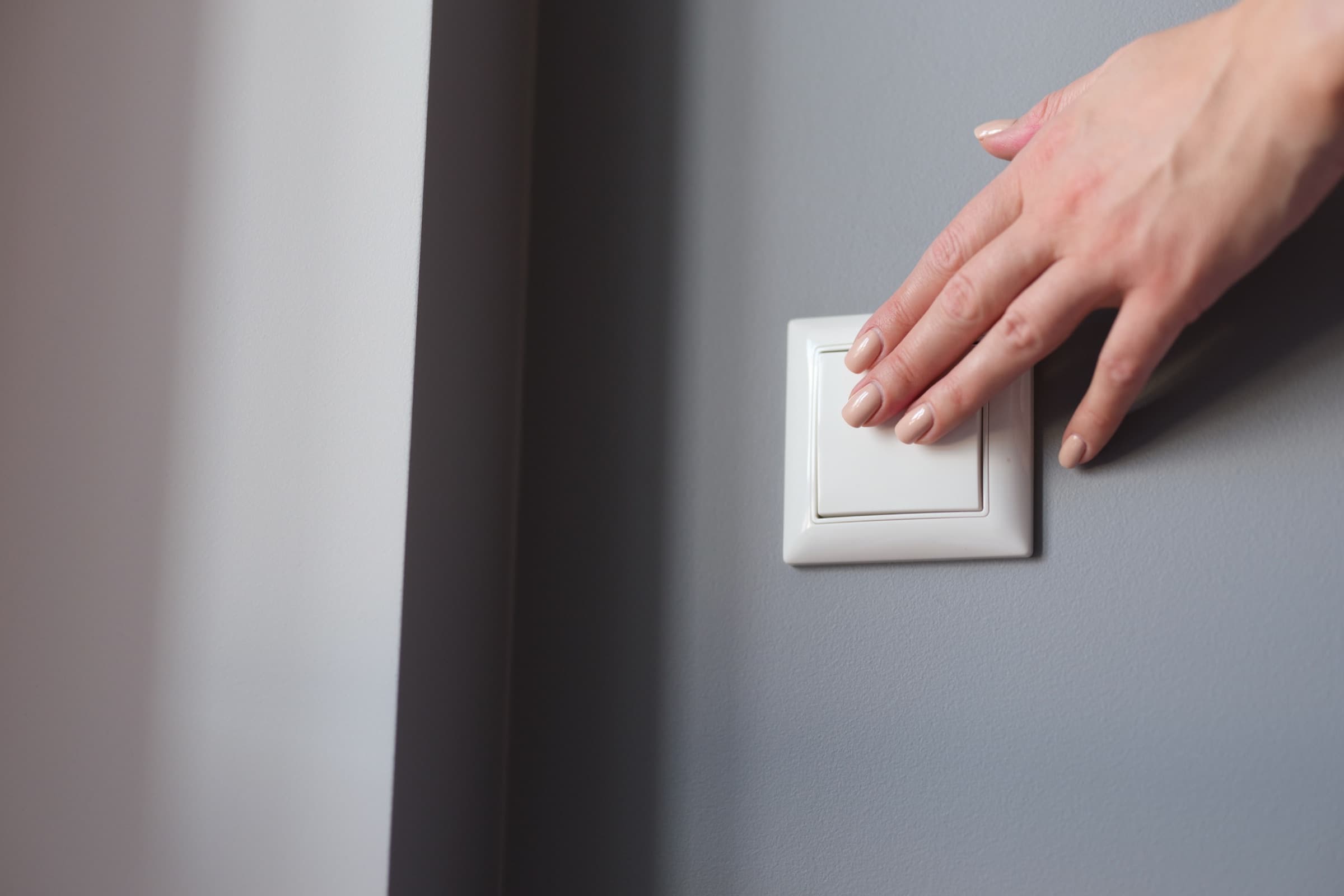 Ce întrerupător smart merge fără nul?